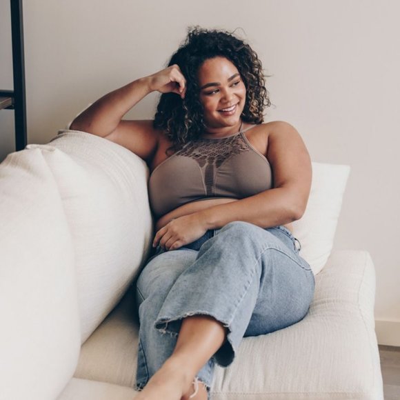 Seamless High Neck Strappy Back Brami Plus - Picture 3 of 11